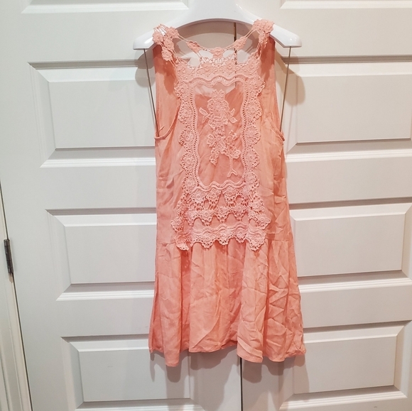 Blu Pepper Tops - Blu pepper lace blouse pink lace size small‎ women's tunic